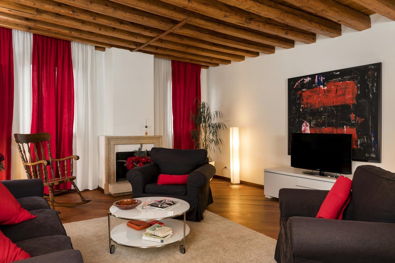 Elegant Terrace Apartment Near Piazza San Marco Last Floor No Lift Venedig Exteriör bild