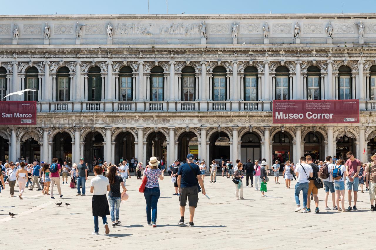 Elegant Terrace Apartment Near Piazza San Marco Last Floor No Lift Venedig Exteriör bild