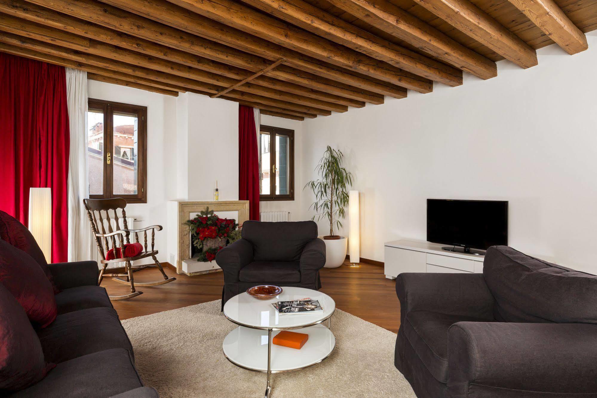 Elegant Terrace Apartment Near Piazza San Marco Last Floor No Lift Venedig Exteriör bild