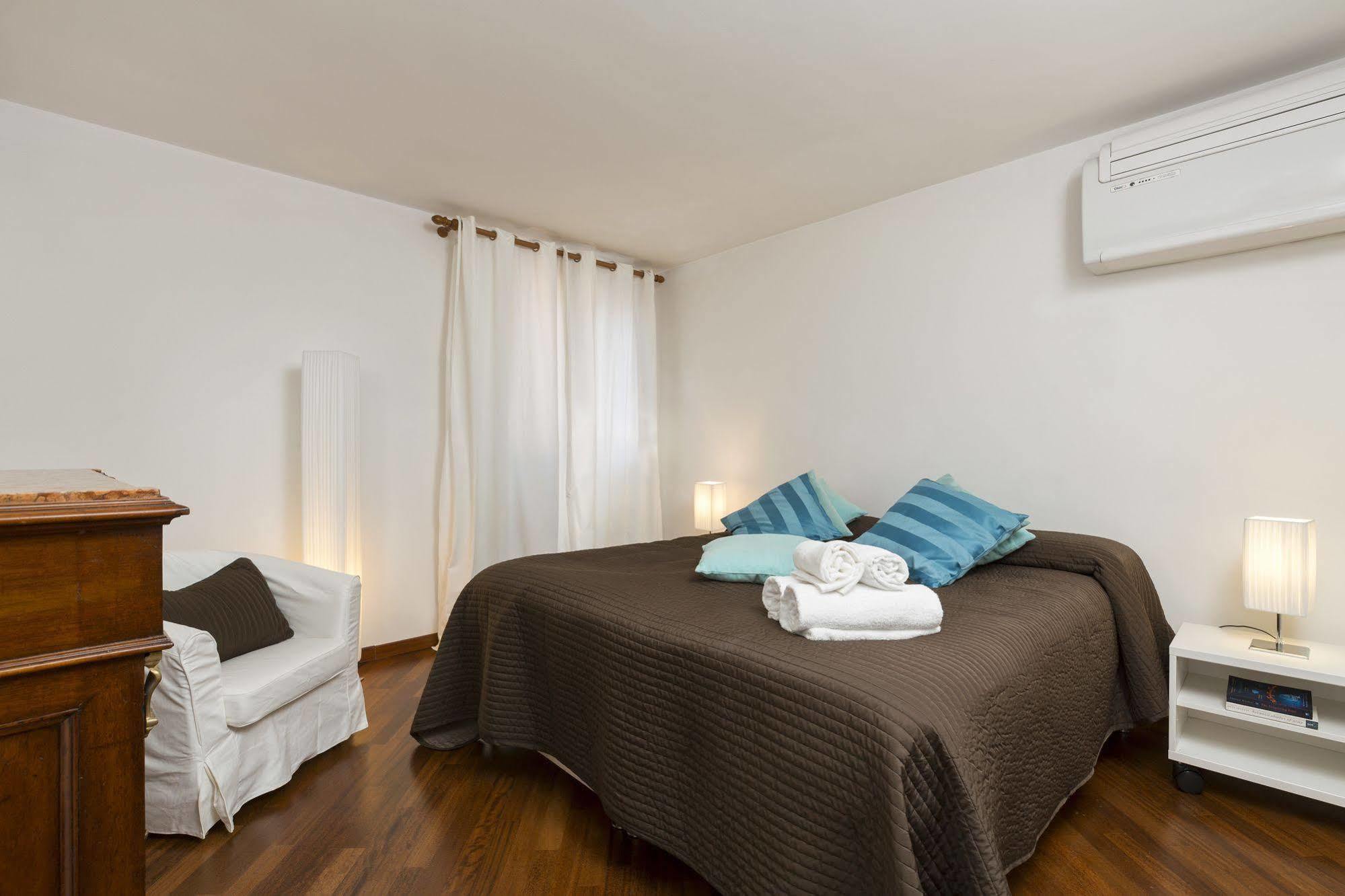 Elegant Terrace Apartment Near Piazza San Marco Last Floor No Lift Venedig Exteriör bild